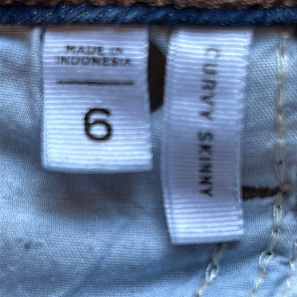 LOFT Outlet Curvy‎ Skinny Dark Wash Jeans Size 6 - Picture 6 of 7